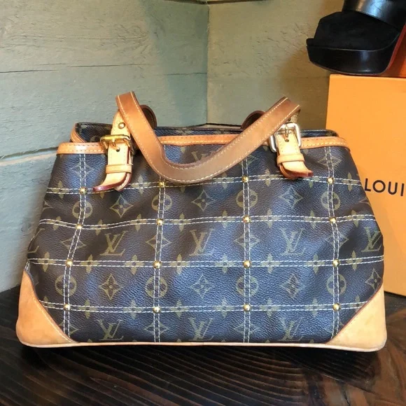 LV Limited Edition Riveting Monogram Bag - Picture 6 of 17
